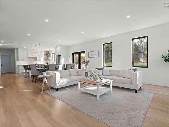 4th image of 106 Edward Dr