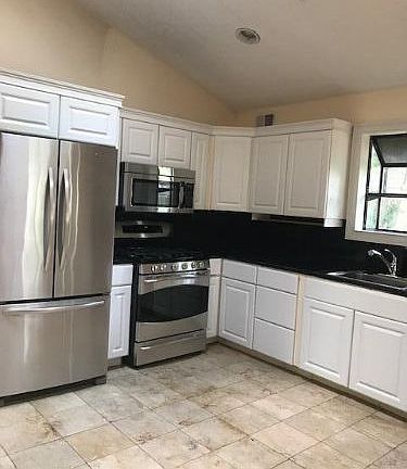 5th image of 55 Gilford Ave