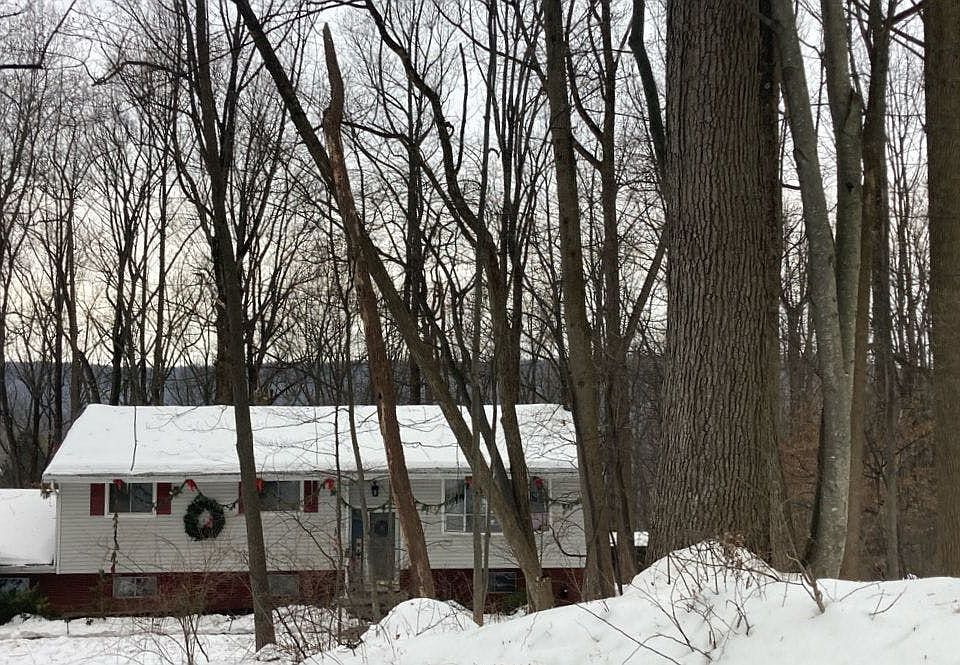 1st image of 401 Mount Bethel Rd