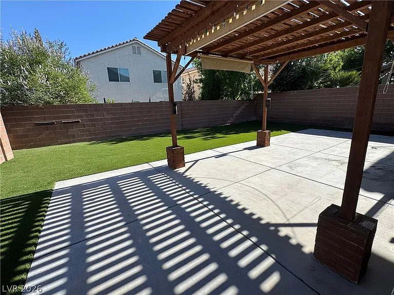 9505 Perennial View Ave — Photo 24