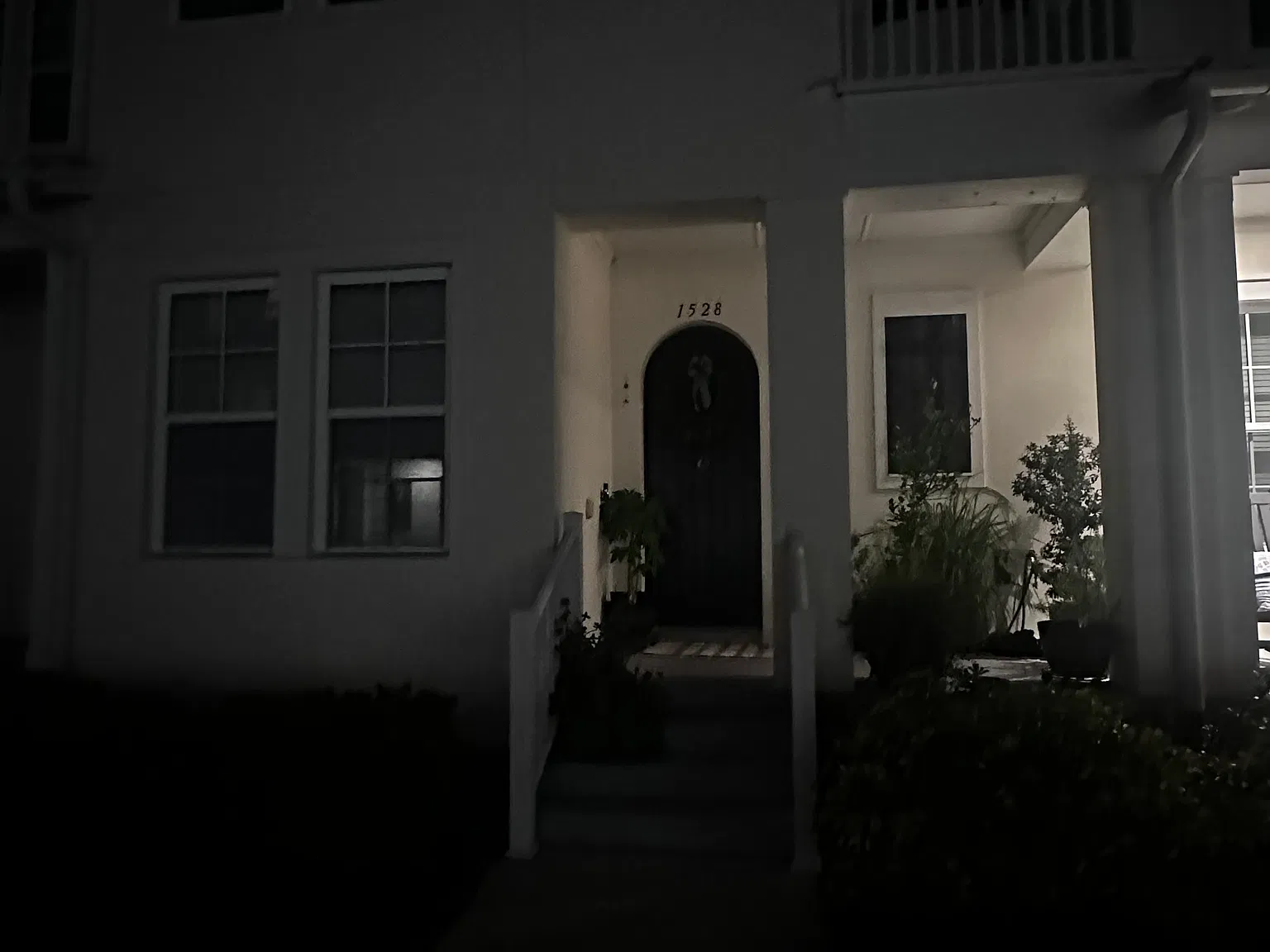 3 bed, 2.5 bath, 1742 sqft, $3,655 — Photo 2