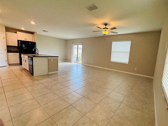 3rd image of 4132 Hanover Dr