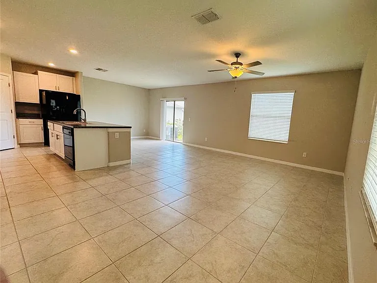 4132 Hanover Dr — Photo 3