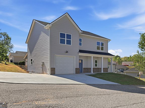2nd image of 139 Saluda Dr
