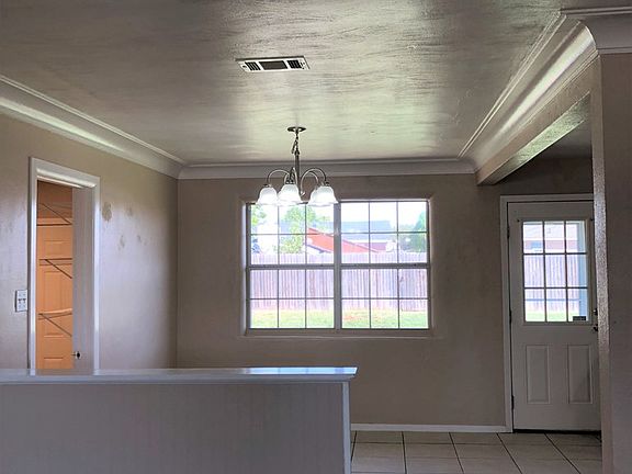 5th image of 4016 Monty Dr