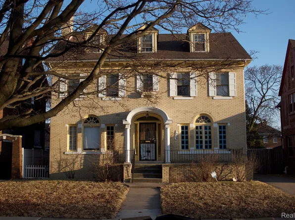 2225 Edison St, Detroit, MI 48206
