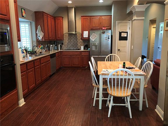 4th image of 7707 Blue Lilly Dr