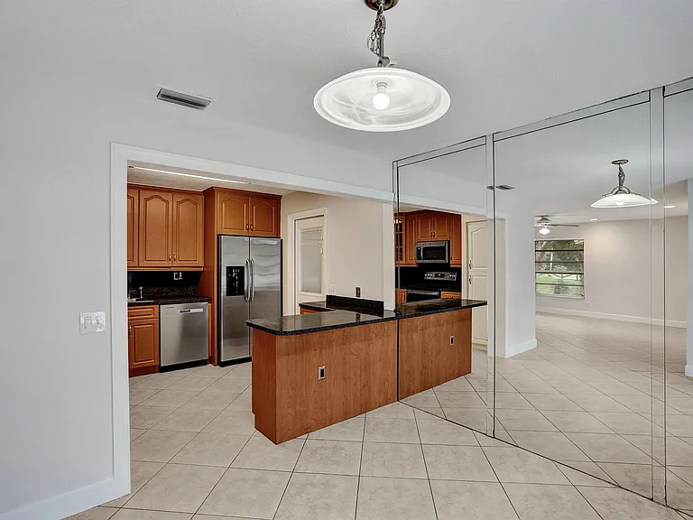 3747 E Valley Green Dr — Photo 6