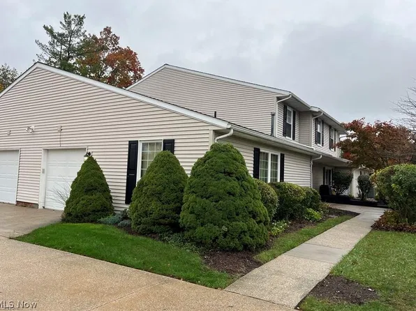 4929 Independence Cir Unit A, Stow, OH 44224