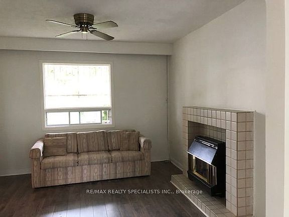 5th image of 52A Rockcliffe Blvd