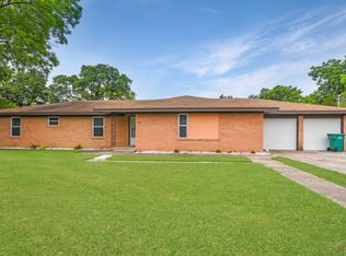 222 N Lakeview Dr, Waco, TX 76705