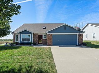 2743 Stratton Dr, Eudora, KS 66025