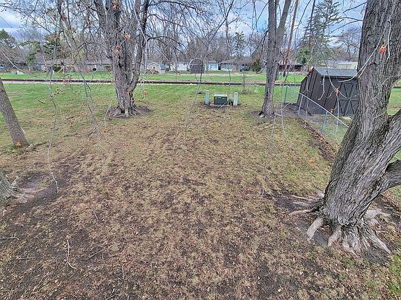 4th image of 1505 Orchard Dr
