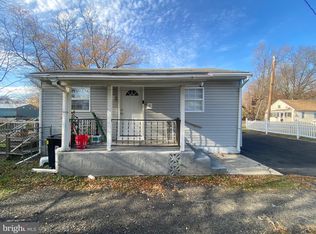 68 Poplar St, Penns Grove, NJ 08069
