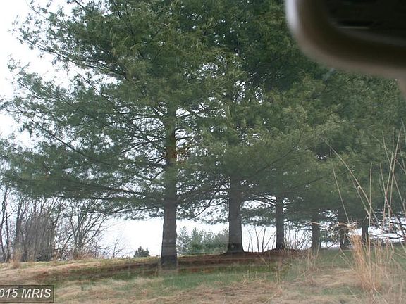 3rd image of 479 Macbeth Dr