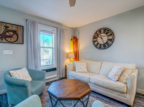 2057 Middle St APT 4