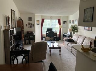 1706 Gentry Square Ln #303, Champaign, IL 61821