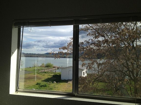 3rd image of 14531 Lakeshore Dr #2