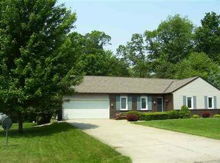 1616 S Country Homes Dr, Ligonier, IN