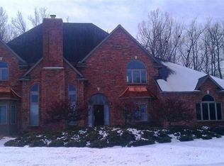 8197 Shady Brook Ln, Flushing, MI 48433