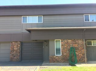 917 Pacific Ave UNIT 2, Hood River, OR 97031