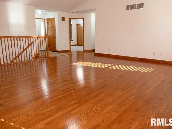 4th image of 5712 W Charleston Ct