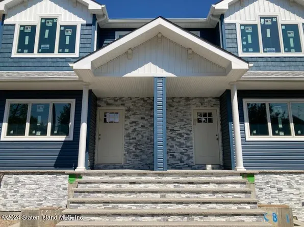 30 Harris Ln, Staten Island, NY 10309