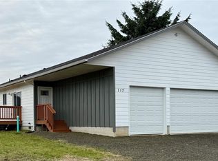 117 N Wynoochee Dr SW, Ocean Shores, WA 98569
