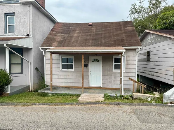 1207 N 25th St, Clarksburg, WV 26301