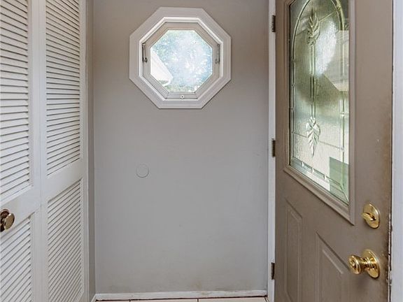 2nd image of 3426 Dawn Cir