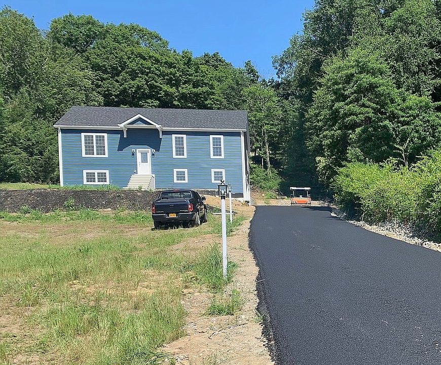 1st image of 63 Kentview Dr