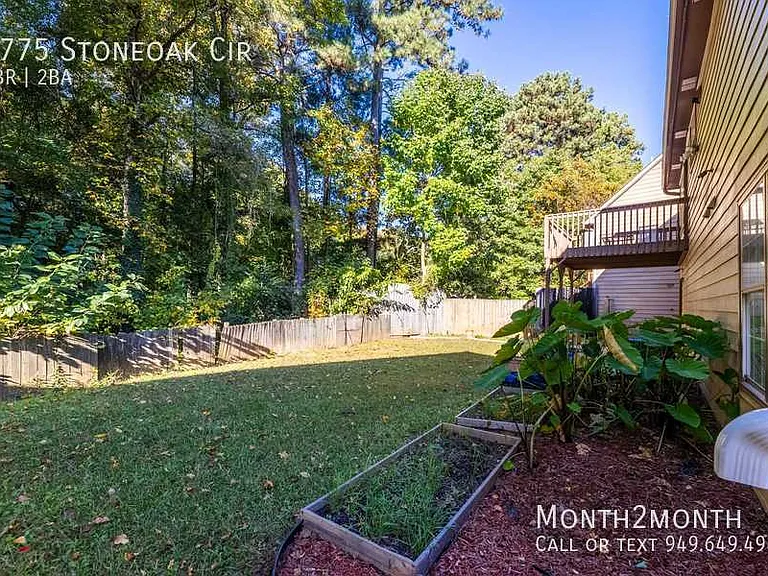 1775 Stoneoak Cir — Photo 31