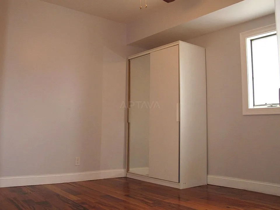 163 Main St #1
