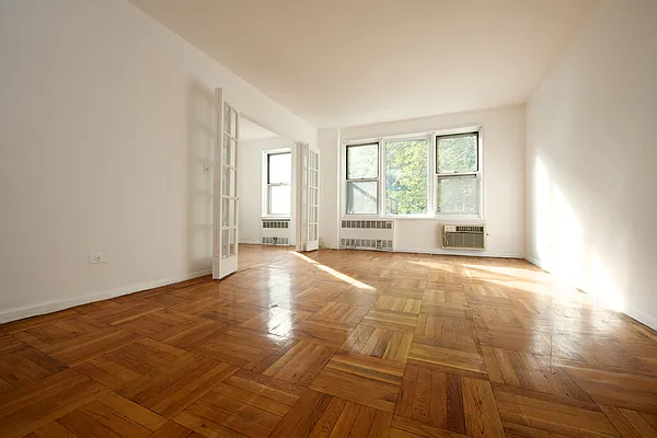 Sold by David P Kooy, LREB | media 7