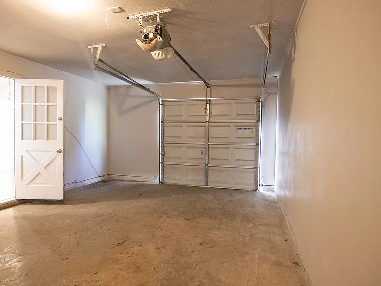 3714 Ridgemont Dr — Photo 11