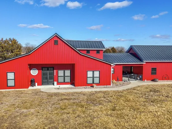 17950 Old 7, Sturgeon, MO 65284