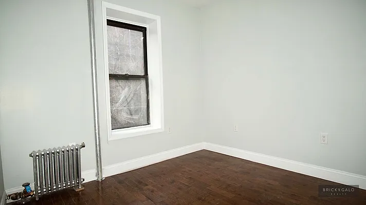 Rented by BRICK & GALO REALTY CORP | media 8