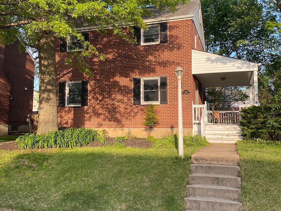 1st image of 151 N Park Dr