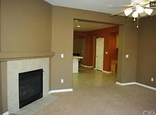 4 bed, 1984 sqft, $2,400 — Photo 4