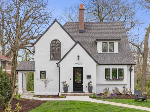 639 N Park Blvd, Glen Ellyn, IL 60137