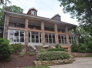 405 Bear Creek Rd, Schuylkill Haven, PA 17972