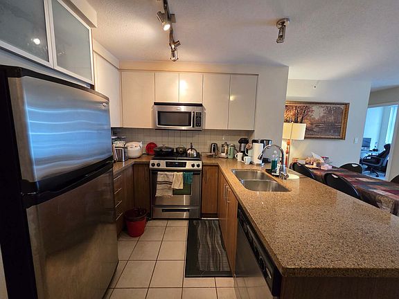 4th image of 2289 Yukon Cres #1203