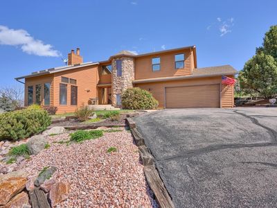 190 Desert Inn Way, Colorado Springs, CO, 80921