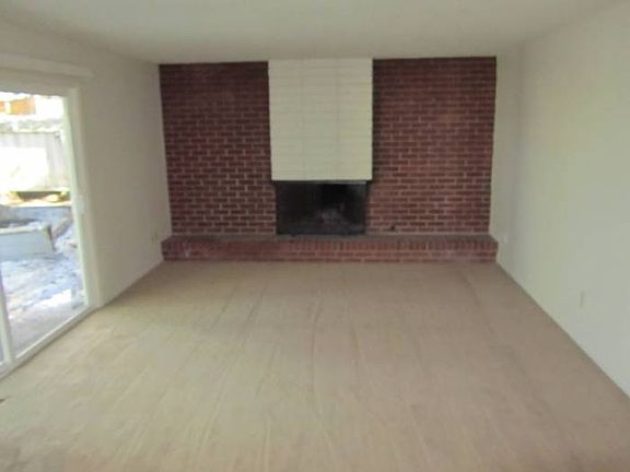 Living Room with Fireplac