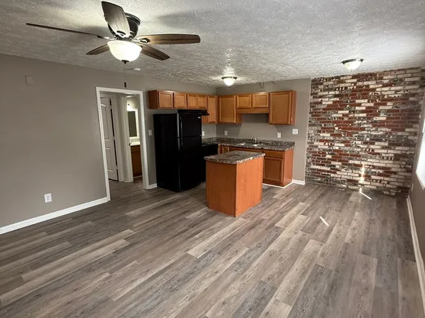 Evergreen Apartments