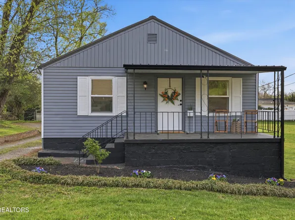 5028 McIntyre Rd, Knoxville, TN 37914