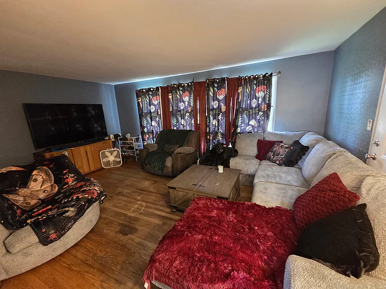 2244 Windemere Ave — Photo 7
