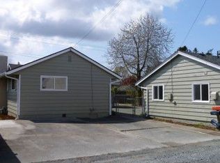 1614 12th St, Anacortes, WA 98221