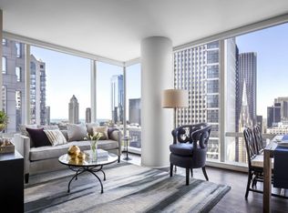 113 W UPPR WACKER, Chicago, IL 60601