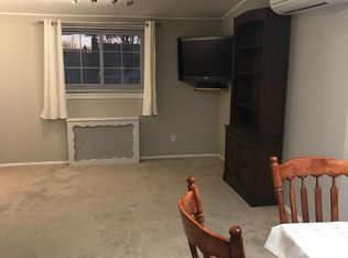 272 Ribbon St, Franklin Square, NY 11010